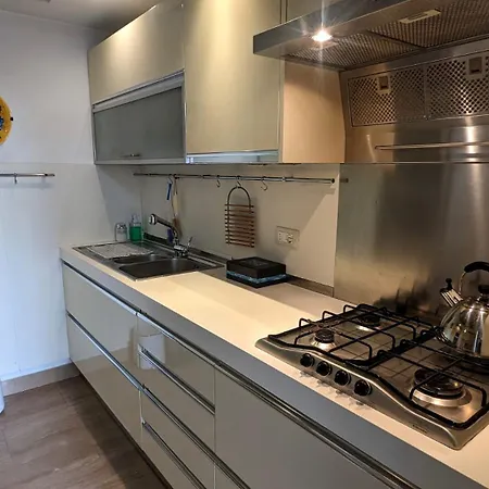 Beautiful 2-bed In Appartamento *